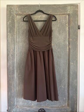 Jessica Howard Brown V-Neck Midi Dress